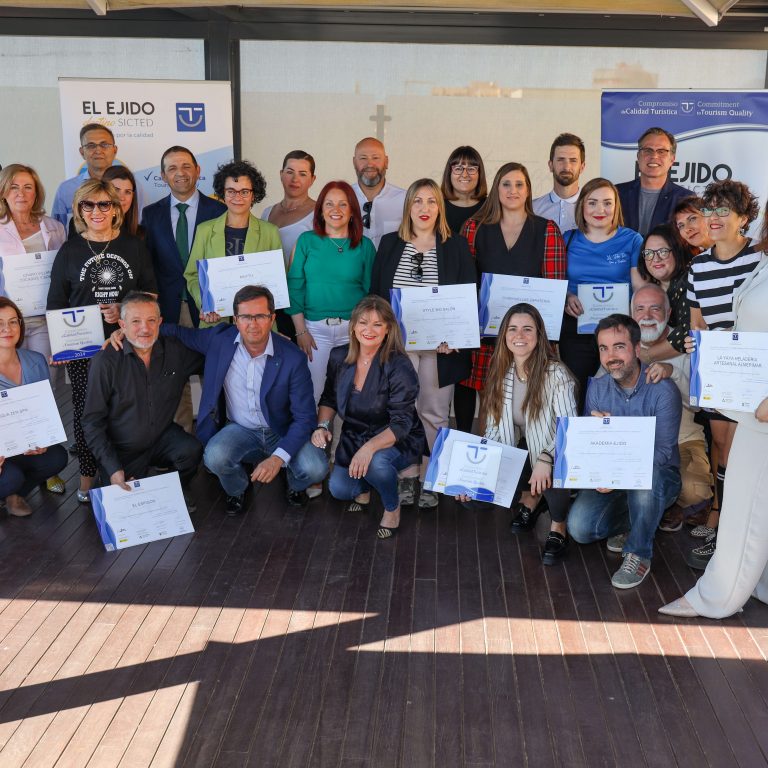 El Ejido se consolida entre las ciudades líderes en Andalucía en empresas distinguidas con el certificado de calidad SICTED