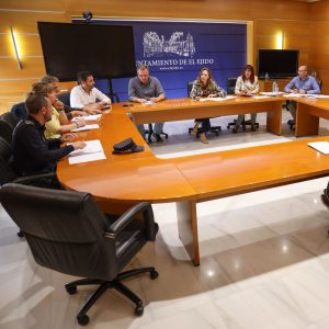 El Ejido avanza en la planificación de la temporada de playas 2026 con mejoras en seguridad, accesibilidad y sostenibilidad