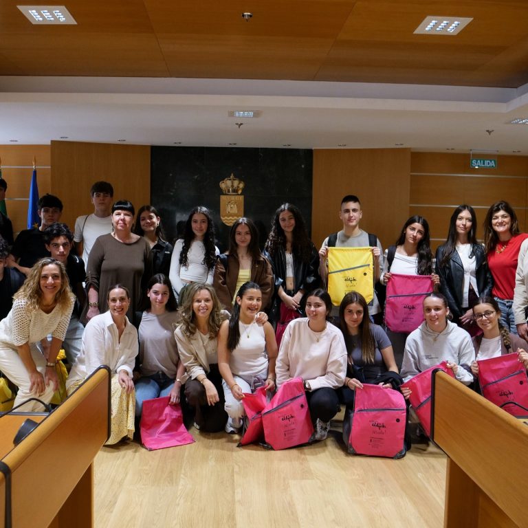 Un grupo de estudiantes portugueses conoce las bondades de El Ejido de la mano del IES Murgi y su proyecto Erasmus