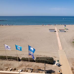 Las Playas de San Miguel, Levante Almerimar, Poniente Almerimar y Balerma ya ondean sus Banderas Azules