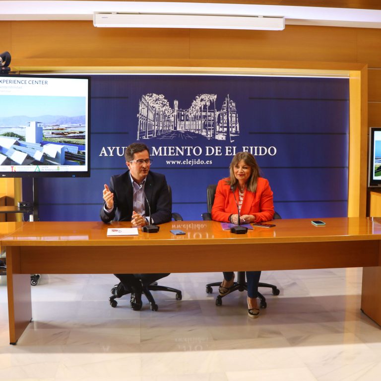 El Centro de Experiencias Agrícolas de El Ejido será un edificio ‘vivo’ que acogerá visitantes y empresas del sector para divulgar la realidad del modelo de agricultura intensiva